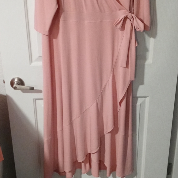 BEAUTIFUL SOFT PINK ROMANTIC MIDI DRESS 18/20 - Picture 4 of 5